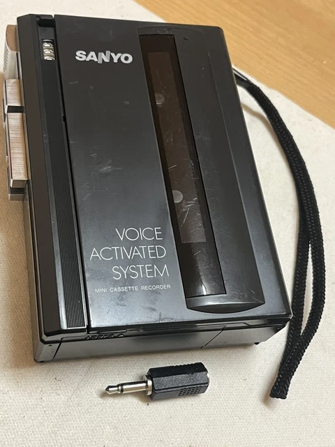 Lot De 2 Walkmans Aiwa Vintage TP-VS470 & TP-VS520 – Fonctionnels – Noir – Années 90