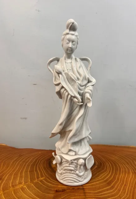 Vintage Porcelain Kwan Yin Guan Yin Statue Figurine Asian Goddess Blanc de Chine