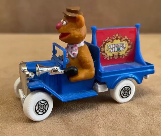 Corgi The Muppet Show Animal's Car 25 Years Fozzie Bear CC06603 Retired