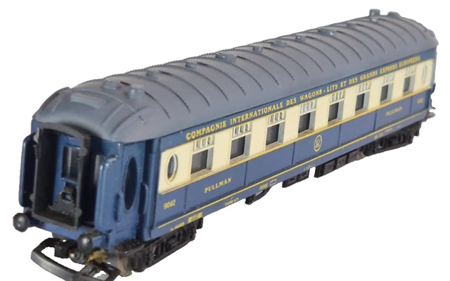 Auto Coach Train LIMA HO GAUGE CIWL Pullman Car 9042 Blue And Cream Saloon Passenger ...