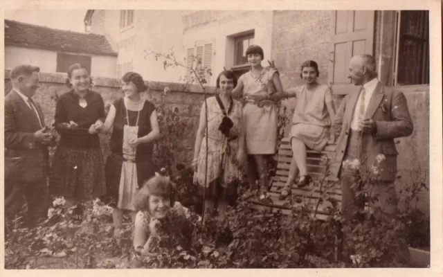 BM265 Carte Photo vintage card RPPC Groupe femme mode fashion jardin funny