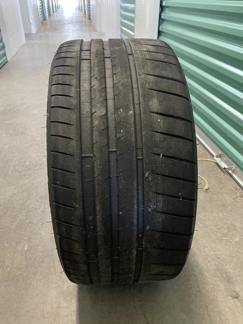 Michelin Pilot Sport Cup 2 Connect 275/35ZR19 Tire Michelin Pilot Sport Cup 2 Connect 275/35ZR19 Tire