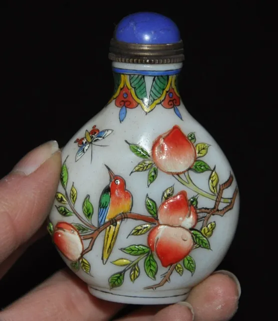 2.8" China Glass Colored glaze painting fengshui Peach bird snuff bottle statue