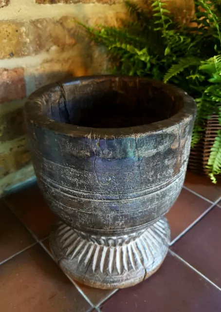 Large 17th Century apothecary hardwood mortar/Wassail Bowl? - carved detailing  3