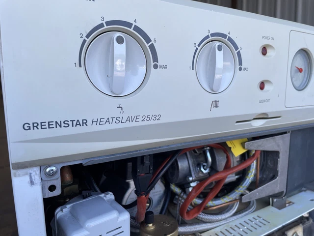 WORCESTER GREENSTAR HEATSLAVE 25/32kw Combi Oil Boiler FREE DELIVERY!!  £1,350.00 - PicClick UK