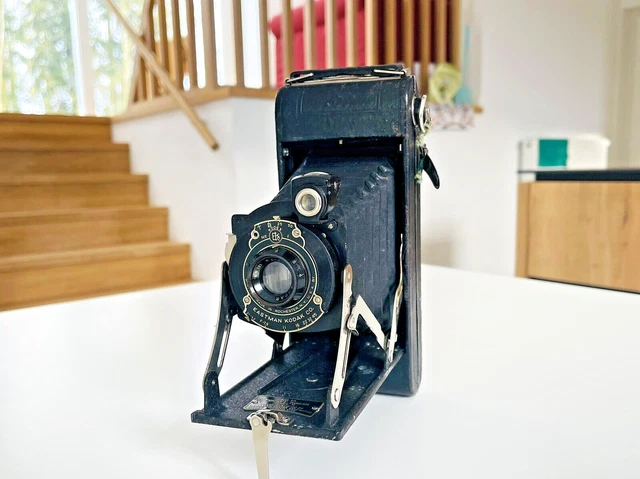 Appareil photo junior autographique Kodak n° 1A des années 1920 : ancien à soufflets pliants à collectionner avec étui - Canada