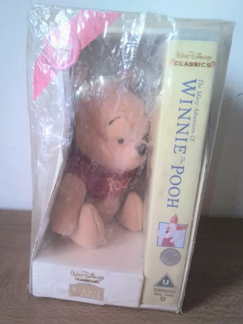 Winnie the Pooh Vhs video Bean toy plush Gift Set Limited edition beanie SEALED