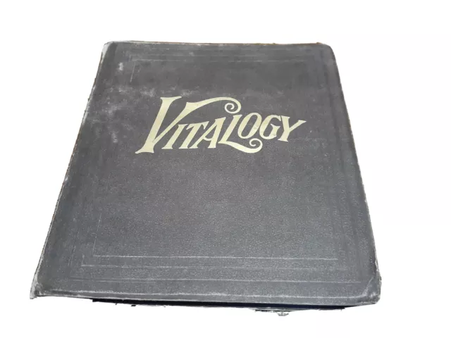 Pearl Jam ‎– Vitalogy  - CD complete as pictured original case and disc