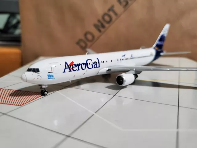 Gemini jets / JC Wings 1/400 Aerogal 767-300 custom