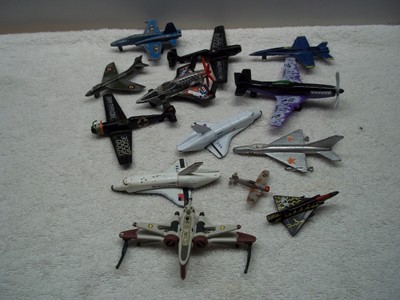 LOT OF DIECAST Plane Airplanes Zylmex,Dinky,Hot wheels & others (SEE