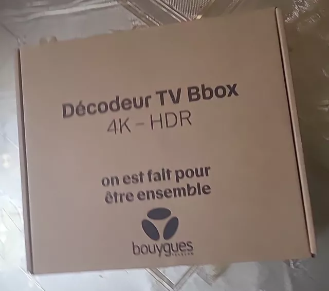 Décodeur TV HD 4k HDR Bouygues BBOX android + telecommande Neuf