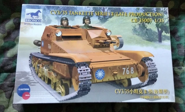 Maquette 1/35 BRONCO Ref CB35007 CV3/35 Tankette Series II (Late Production