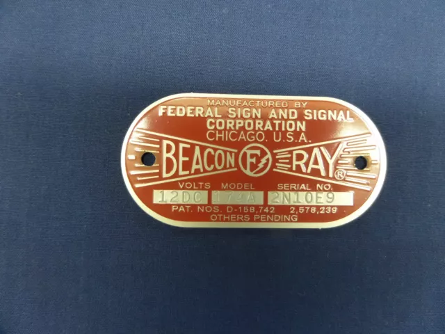 Federal Sign and Signal Model 174-A SUPER Beacon Ray Replacement Badge