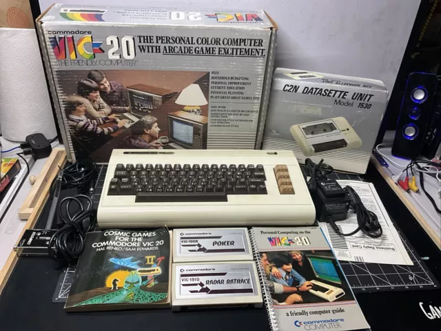 Commodore VIC-20 Box Games Datasette Unit – A/V Cable - Power Manual FOR PARTS