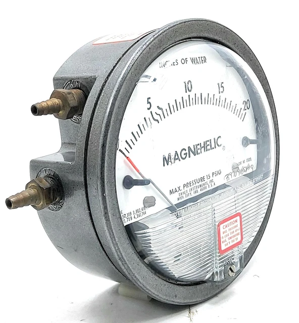 DWYER 2000 MAGNEHELIC Differential Pressure 15 PSIG Gauge Pressure 8884