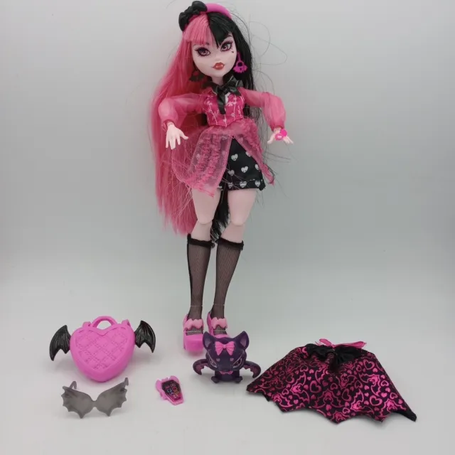 Monster High Draculaura G3 Reboot Doll, Generation 3