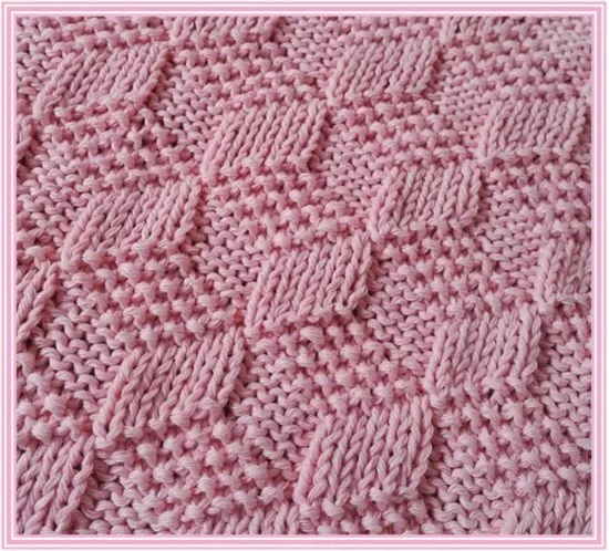 Knitting Pattern Easy Knit Baby Blanket in DK Yarn Size approx 38 x 40 ins