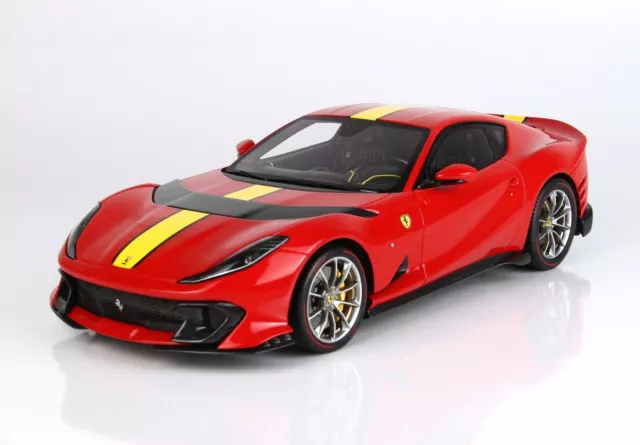 Ferrari 812 Competizione 2021 Rosso Corsa 322 Livrea Giallo 1:18 - BBR Models P1