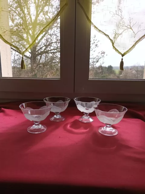 4 coupes à  fruits  ou glace cristal d'Arques modèle FLORENCE (4 lots dispo)