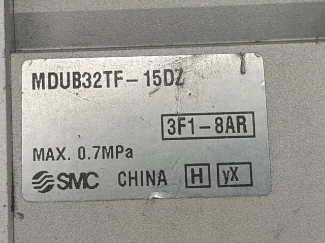 flat actuator SMC MDUB32TF-15DZ G1/8" stroke 15mm /#R R0AT 5552