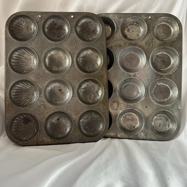 Lot De 14 Moules Anciens Métal - Glace, Sorbet, Madeleine, Gâteaux - Vintage