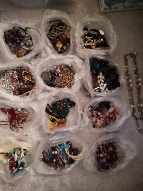 Job Lot Of 110 Jewellery items includes necklace bacelets jewlery good condition