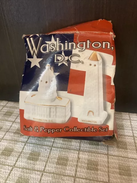 Ceramic Washington DC Capitol & Monument Salt & Pepper Shakers Vintage  Souvenir