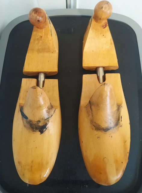 Paire D'embauchoirs Anciens En Bois | Formes De Chaussures De Cordonnier | Outil De Métier Vintage Français