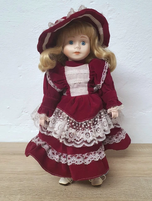 POUPÉE D'ARTISTE POUPÉE en porcelaine NJSF 25 cm assise collectionneur