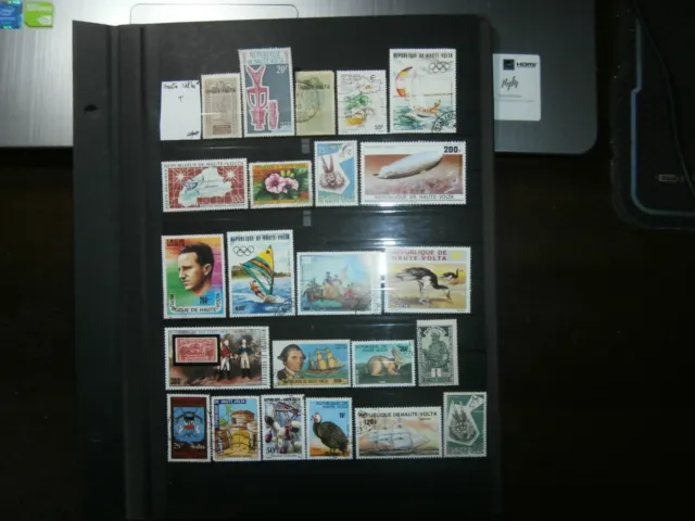 96 timbres " HAUTE-VOLTA " oblitérés et tous differents. (*)