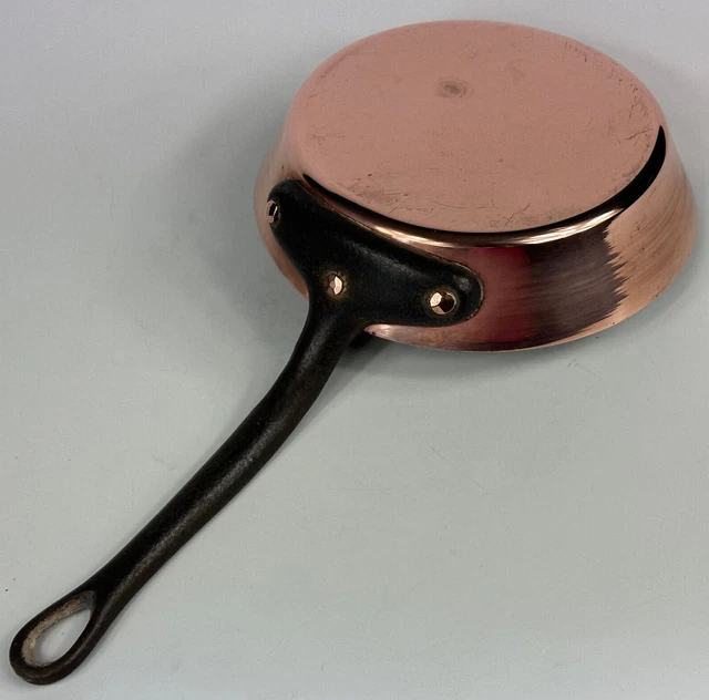 Vintage French Kitchenalia Small Copper Cooking Pan With Iron Handle Vintage French Kitchenalia Small Copper Cooking Pan With Iron Handle