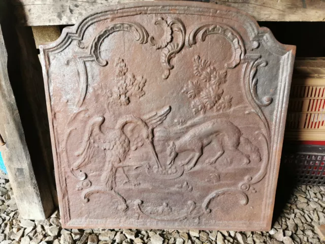 Ancienne plaque de cheminée en fonte