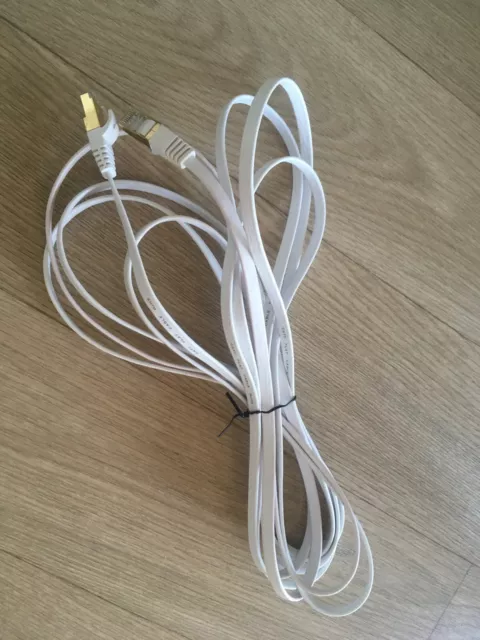Cable ethernet plat RJ45 de 5 Metres