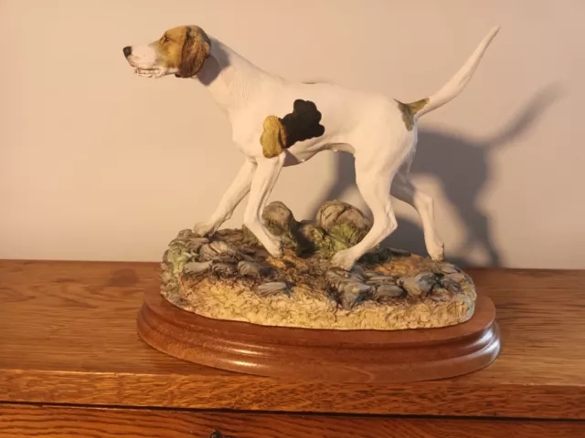 Border Fine Arts 'Foxhound' Style Two Model No B0733 Limited Edition 51/950