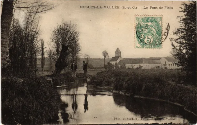 CPA Nesles-la-Vallée - Le Pont de Flélu (519423)