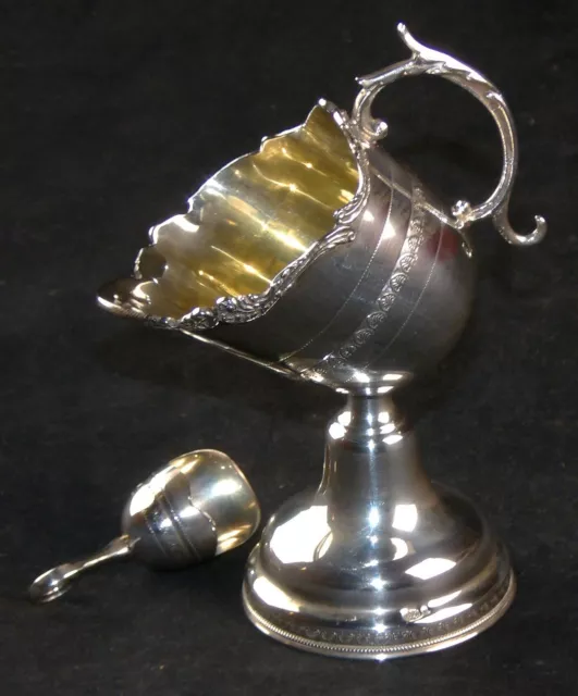 Silber Zuckerschale Vergoldet Punziert Ziseliert Kuriose Form Schaufel Um 1900