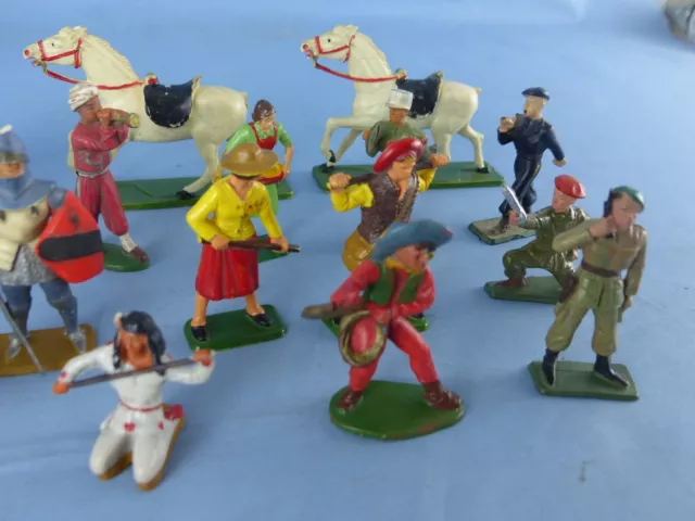 STARLUX FIGURES Lot of 19 Ancient Indian Soldiers Farmers' Horses 3