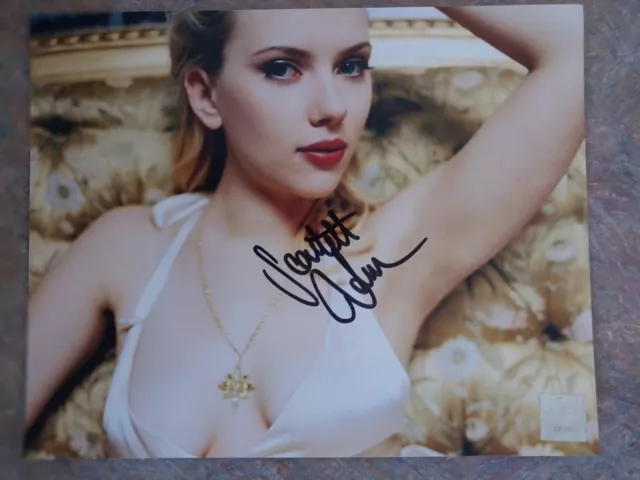 Scarlett Johansson Signed 8 X 10 Original Photo  Hand Signed Coa Matte Finish