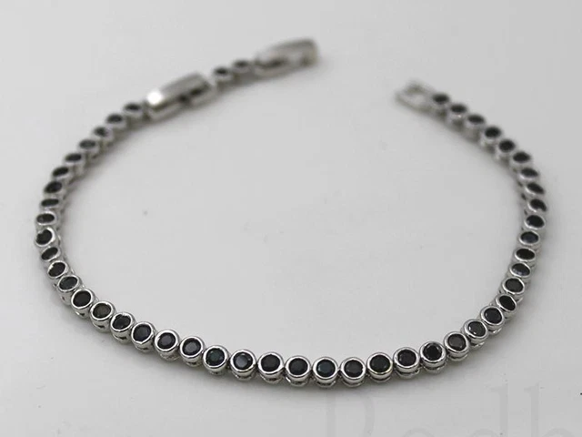 Bracelet 18K White Gold Filled Bead Black Onyx Clear Zircon Hand Cuff Chain Lady