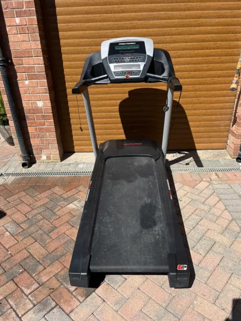 Pro- Form S9 treadmill electric folding running machine used