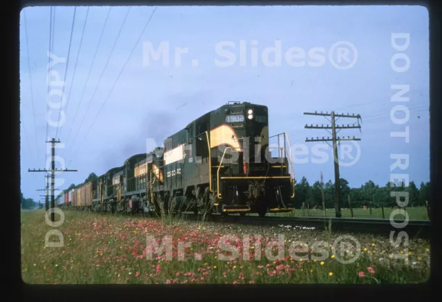 Duplicate Slide SAL Seaboard Air Line GP9 1902 & 3 Action