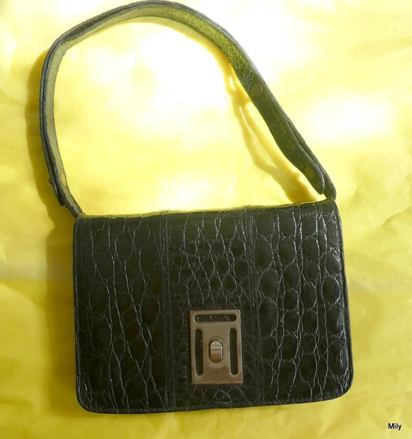Porte cartes Arthur et Aston en cuir ref_ast40400 a noir 11*8*2 Porte cartes Arthur et Aston en cuir ref_ast40400 a noir 11*8*2