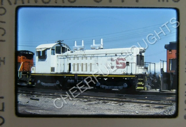Original '78 Kodachrome Slide KCS Kansas City Southern 4217 NW2  K.C.    19P64