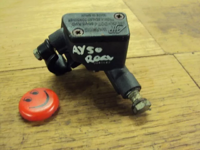 Suzuki Ay50 Ay 50 Katana Scooter Moped Rear Brake Master Cylinder