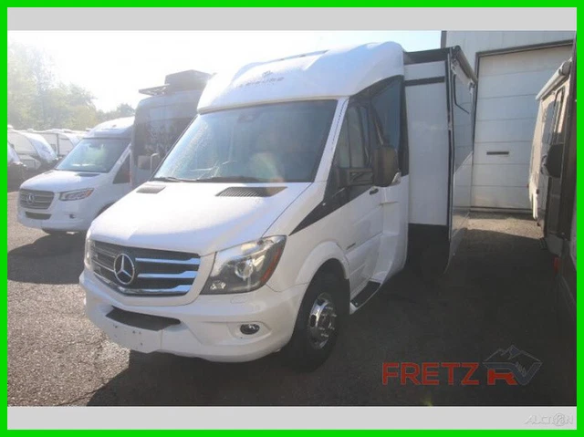 2017 Leisure Travel Unity U24MB Used 2017 Leisure Travel Unity U24MB Used