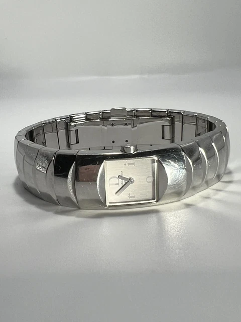 Christian Dior Lady's Watch Diorific 15 X 28Mm. D102-100 (Cjl047449)