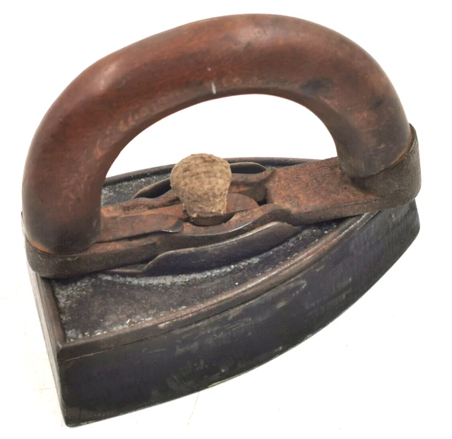 ANCIEN FER À Repasser MORAIMONT N° 6 EUR 15,00 - FR