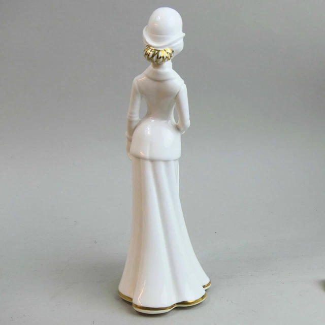Spode Christina Pauline Glänzende Feine Porzellanfigur 3