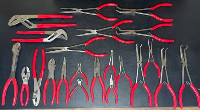 Mac Tools 22 Piece Red-Handled Pliers Set: Needle Nose, Long Reach Mac Tools 22 Piece Red-Handled Pliers Set: Needle Nose, Long Reach