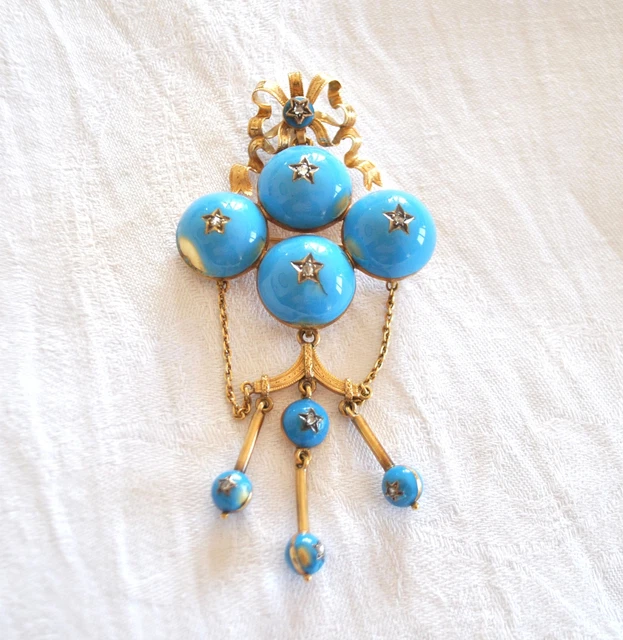 Broche Ou Pendentif Vintage - Motif Feuillage En Relief Couleur Or - Pièce D'occasion